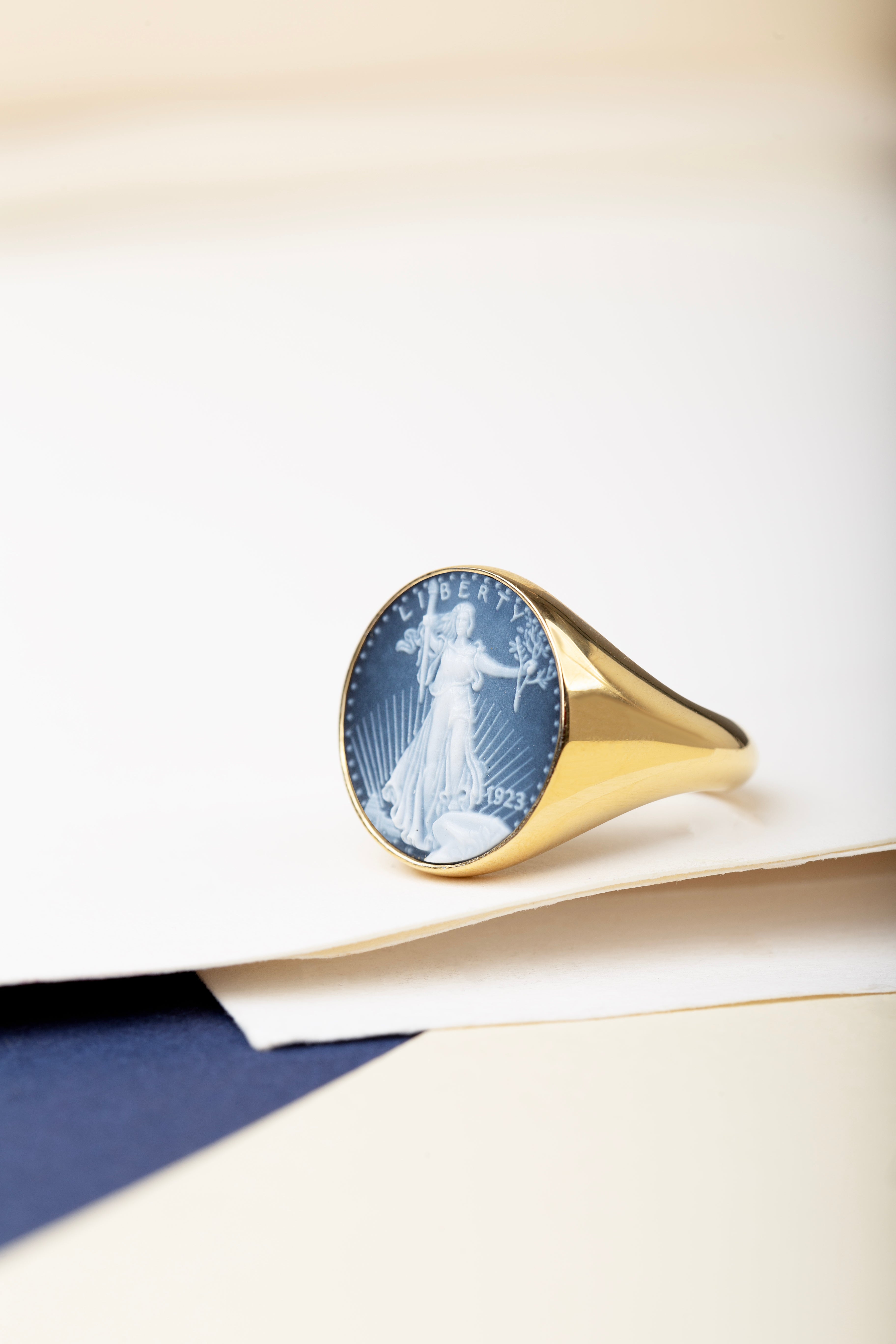 SARDONYX AMERICAN EAGLE COIN RING