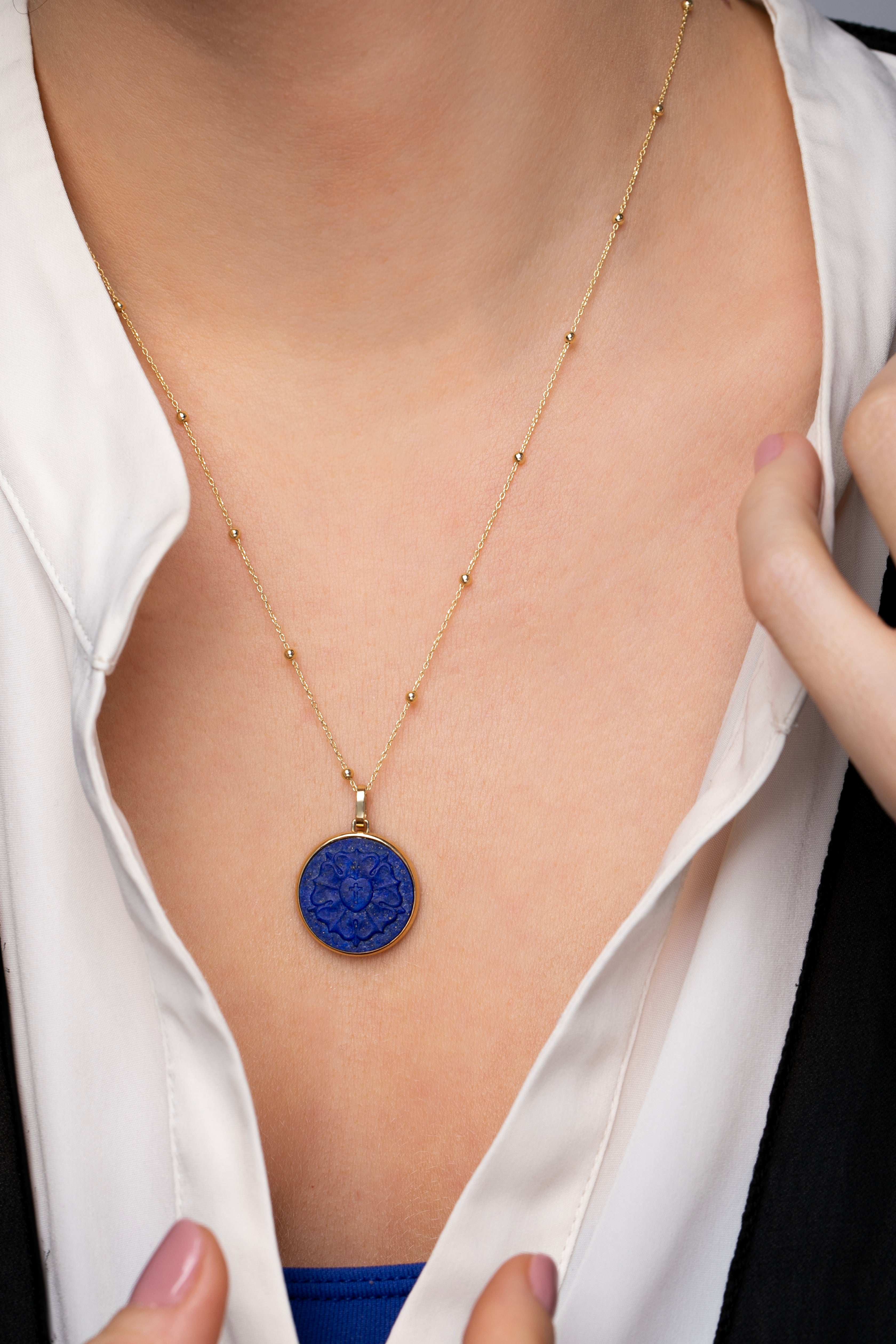 LAPIS LAZULI LUTHER ROSE NECKLACE