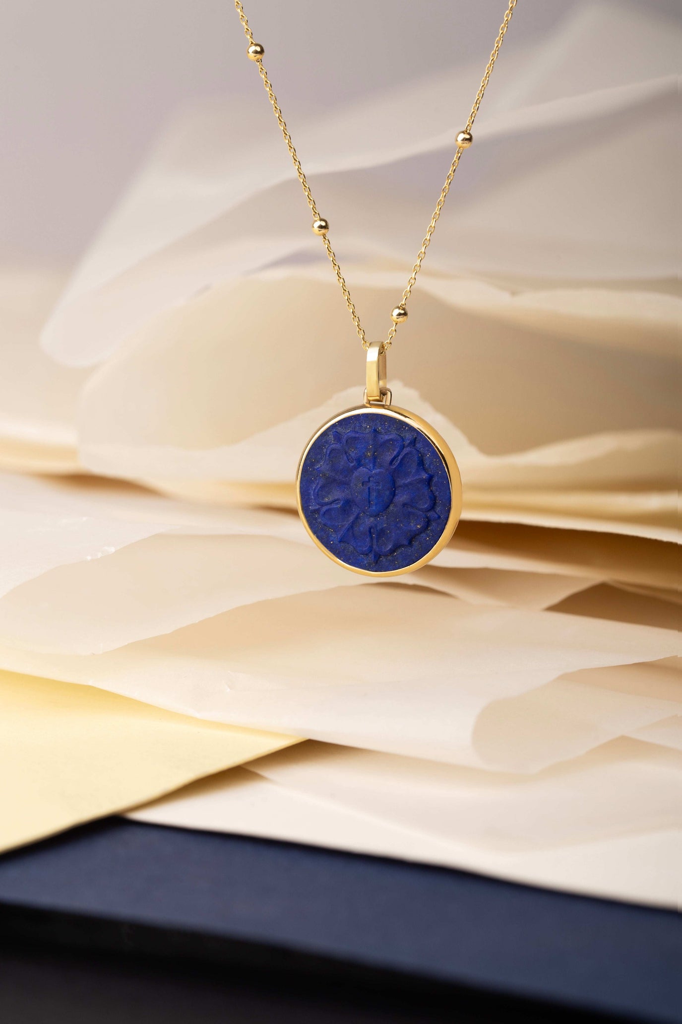 LAPIS LAZULI LUTHER ROSE NECKLACE