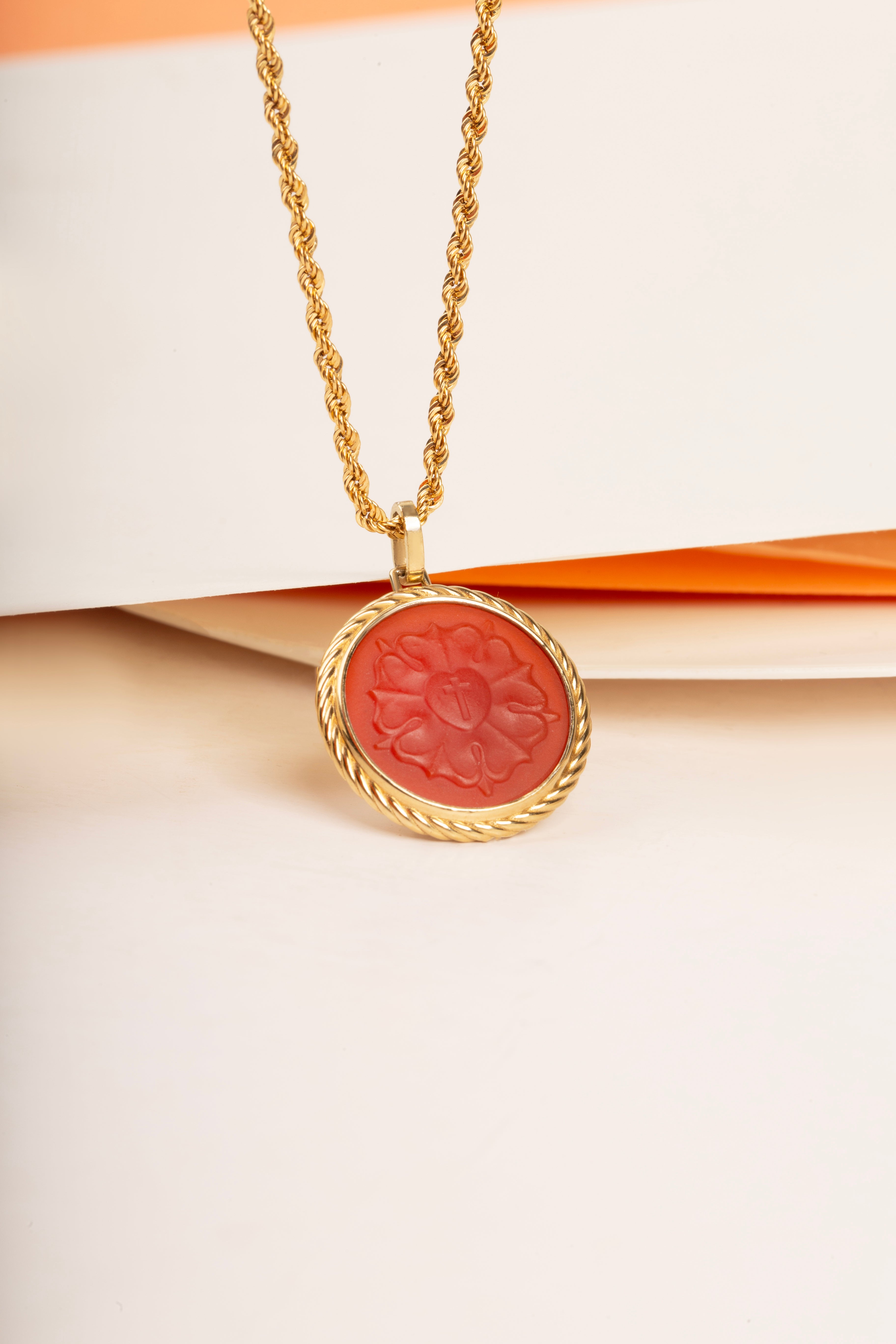 CARNELIAN LUTHER ROSE NECKLACE
