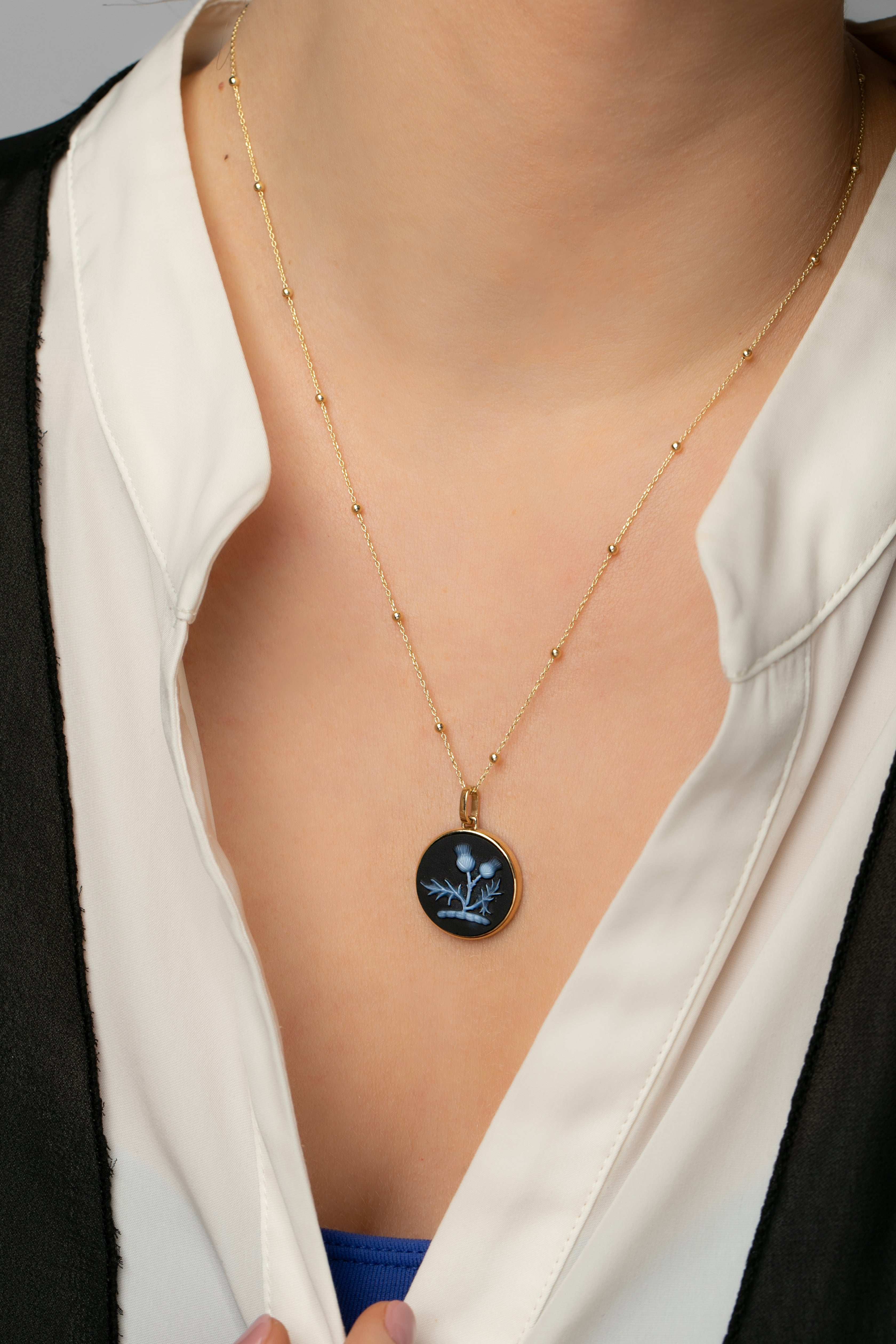 SARDONYX THISTLE NECKLACE
