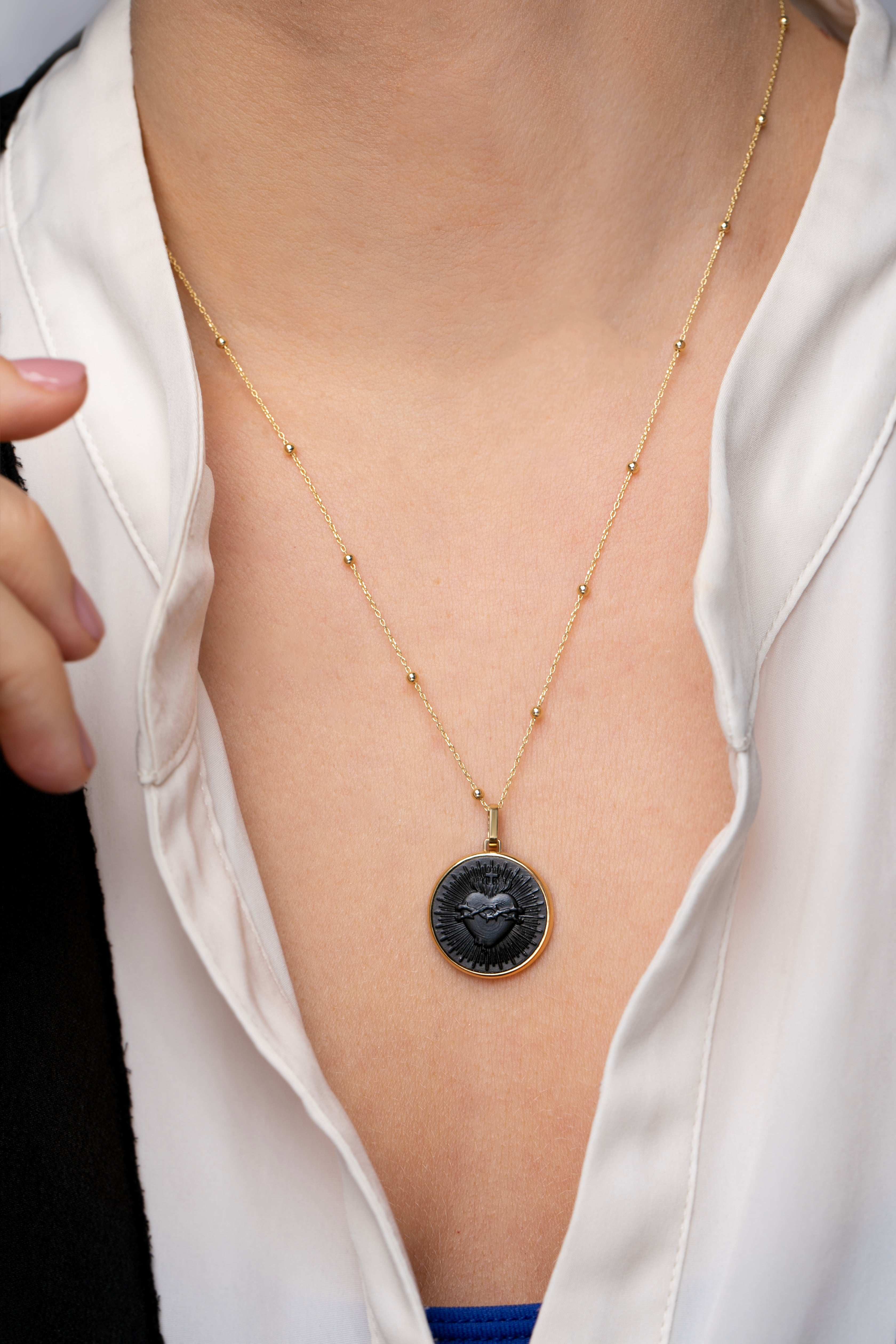 ONYX SACRED HEART NECKLACE
