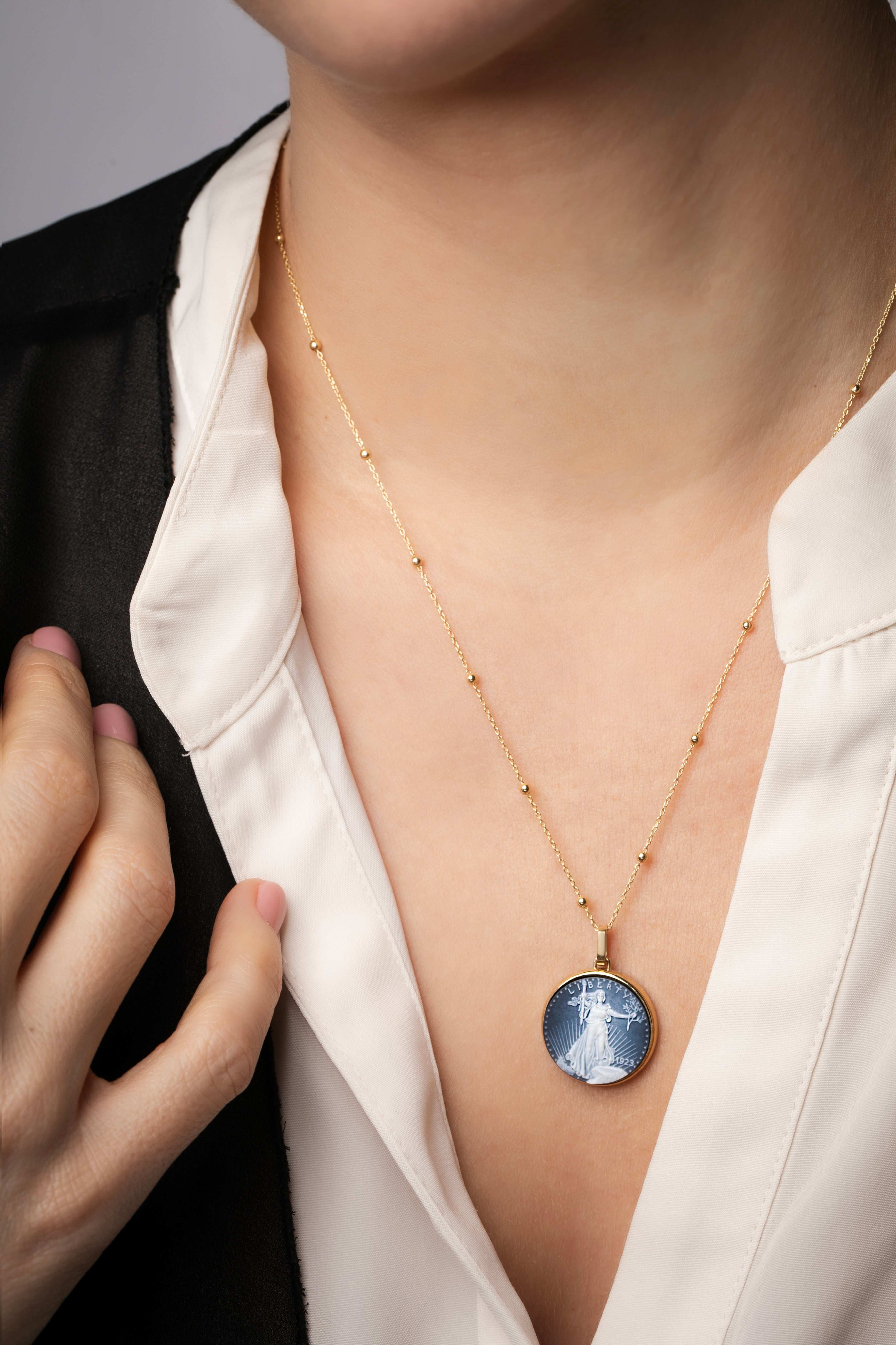 SARDONYX AMERICAN EAGLE COIN NECKLACE