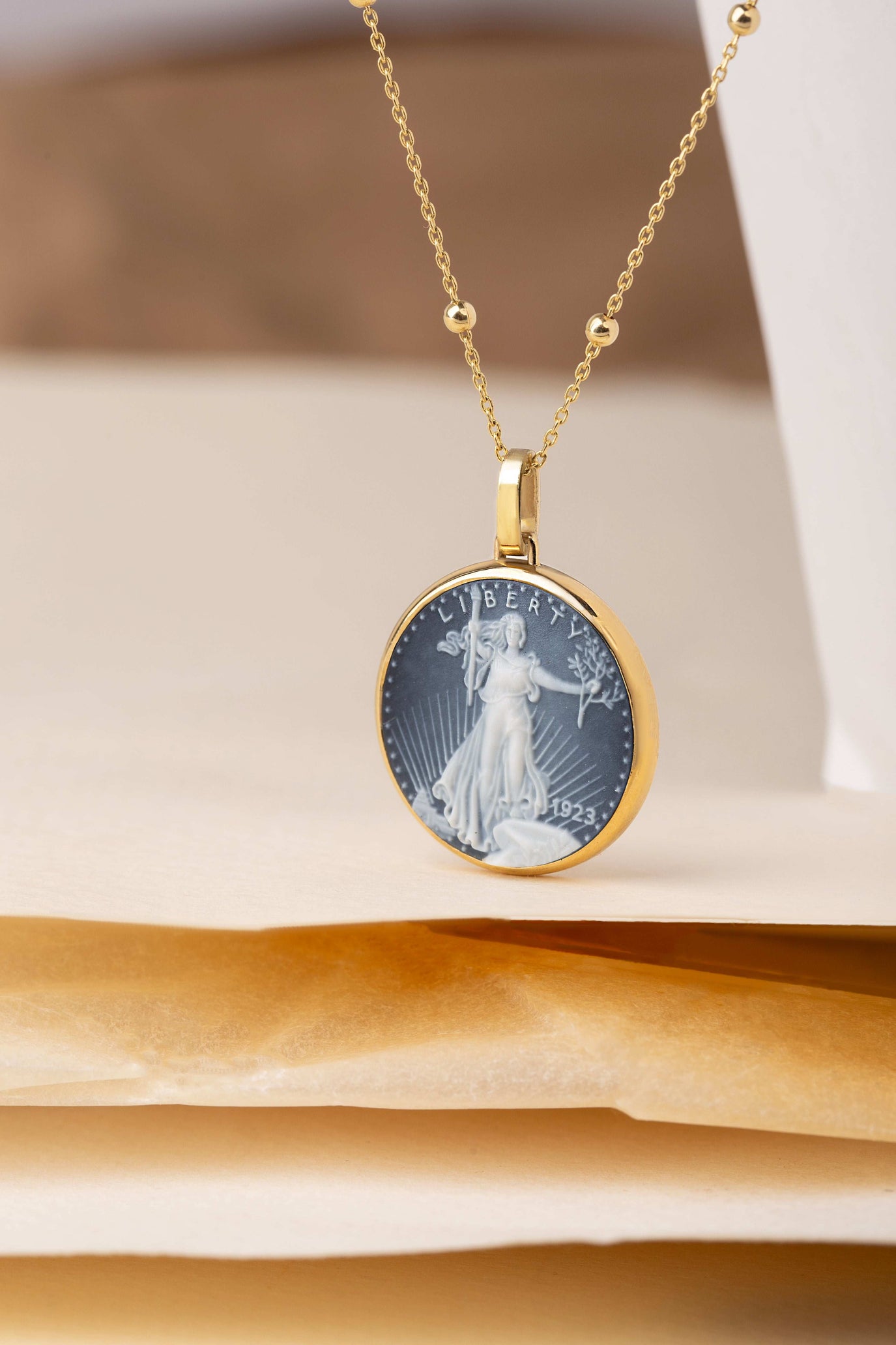 SARDONYX AMERICAN EAGLE COIN NECKLACE