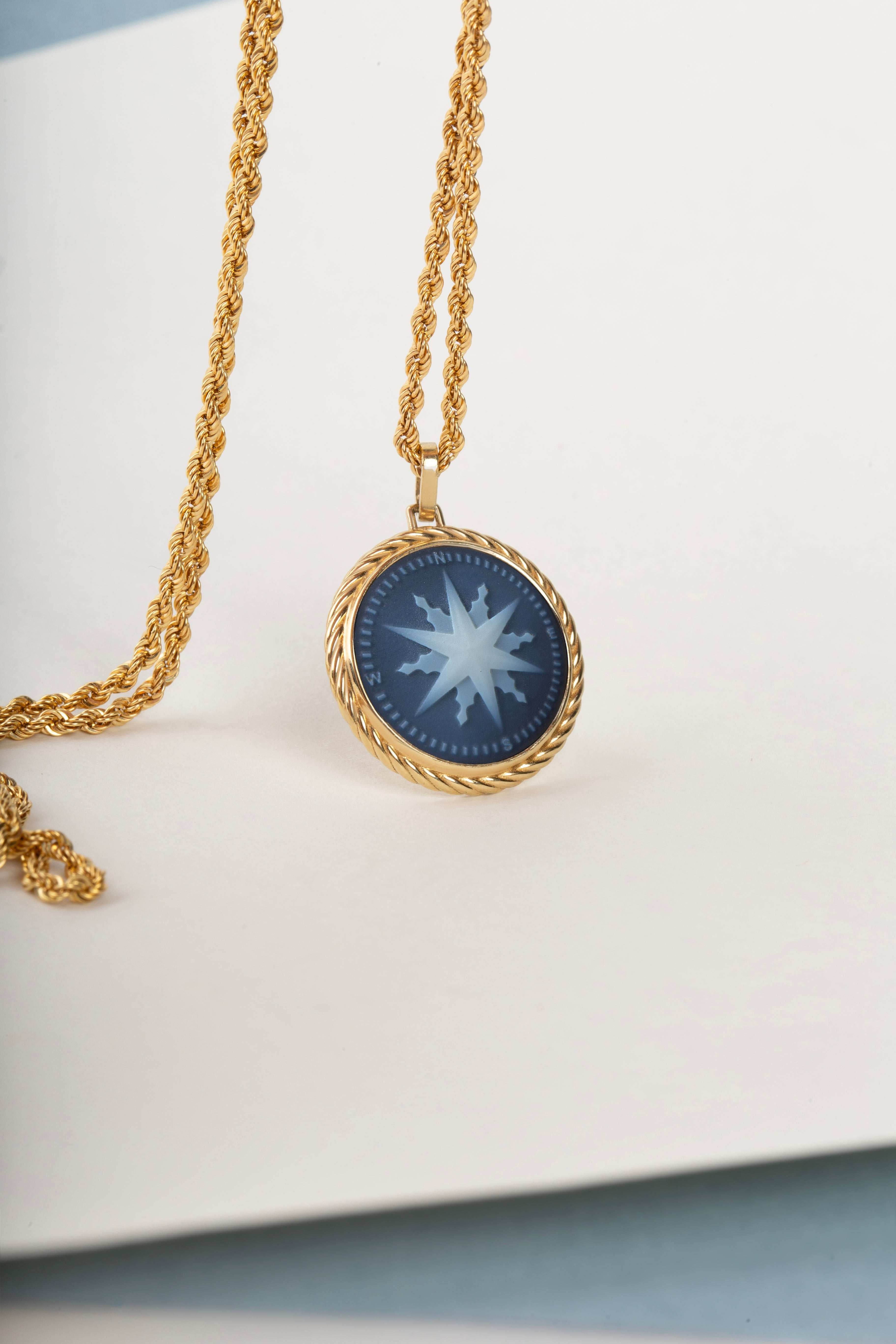 SARDONYX COMPASS NECKLACE
