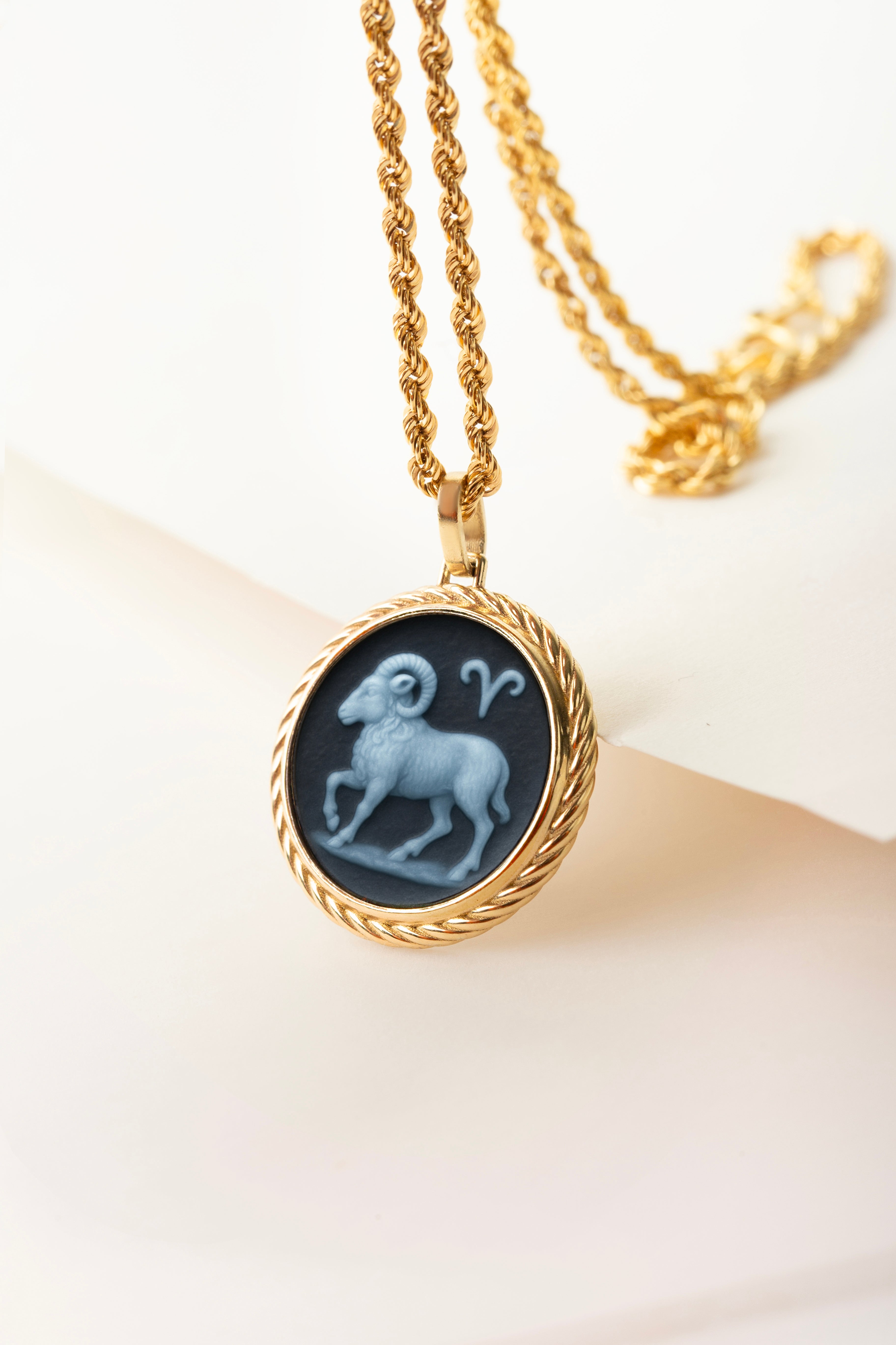 SARDONYX ARIES NECKLACE