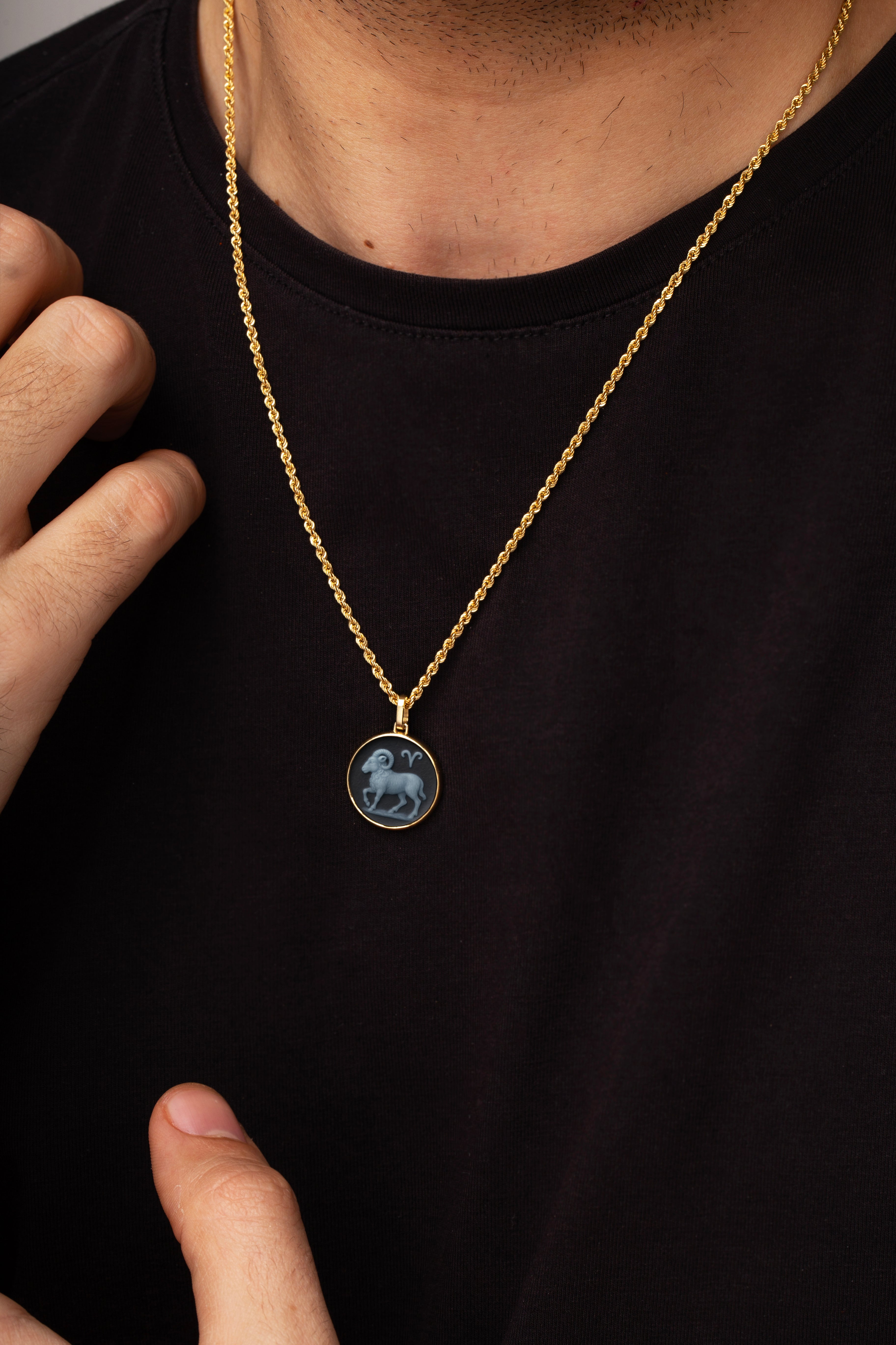 SARDONYX ARIES NECKLACE