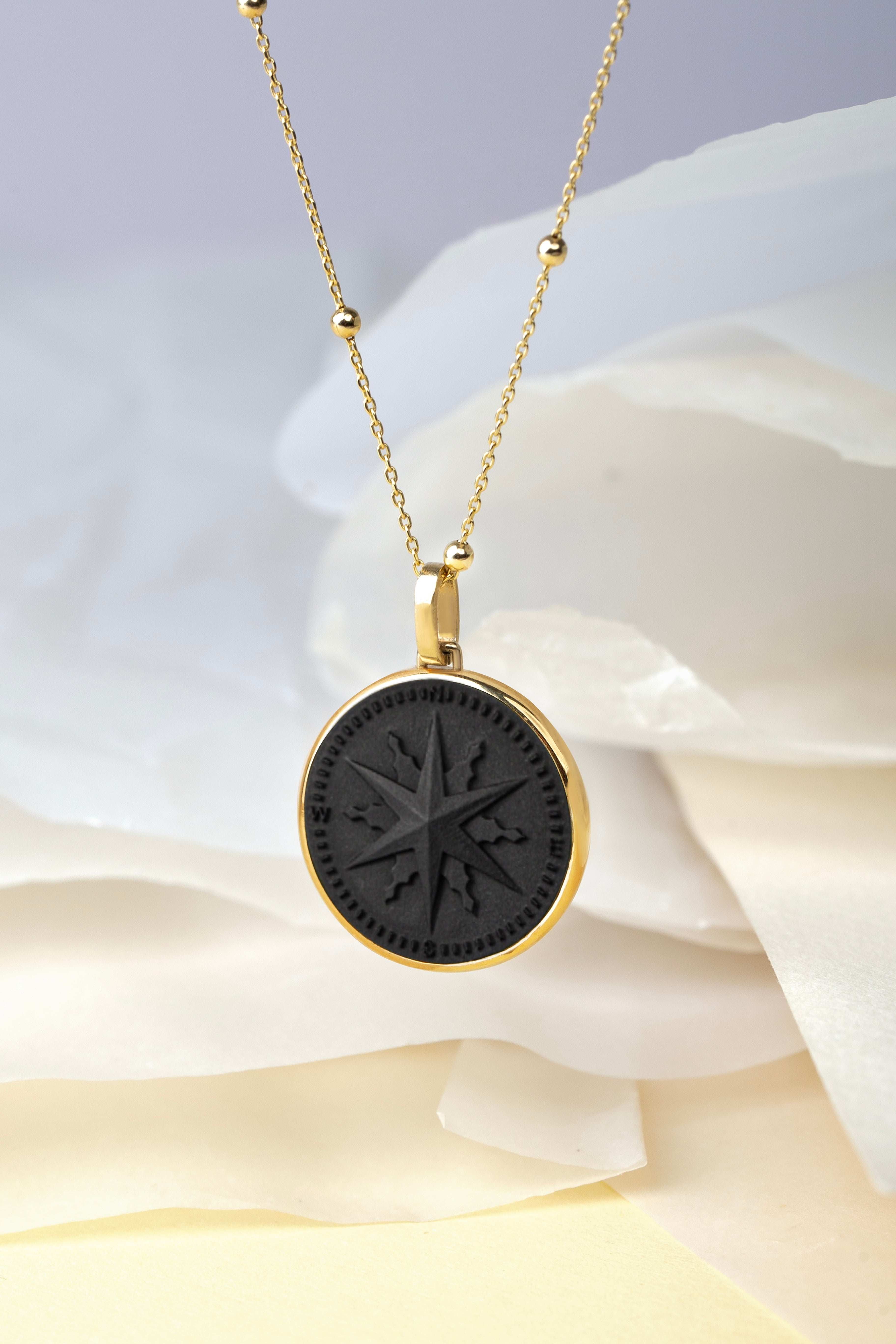 ONYX COMPASS NECKLACE