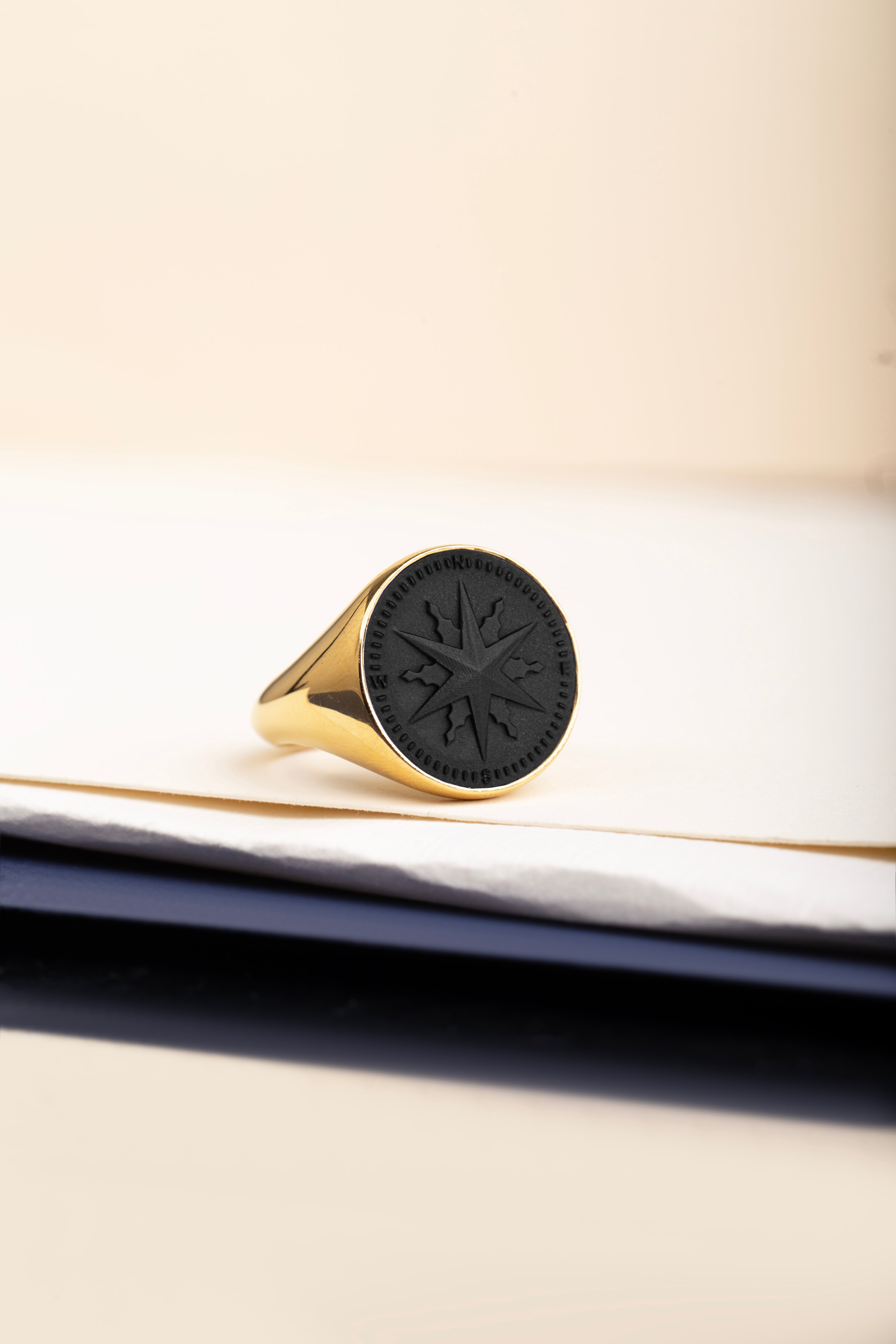 ONYX COMPASS RING