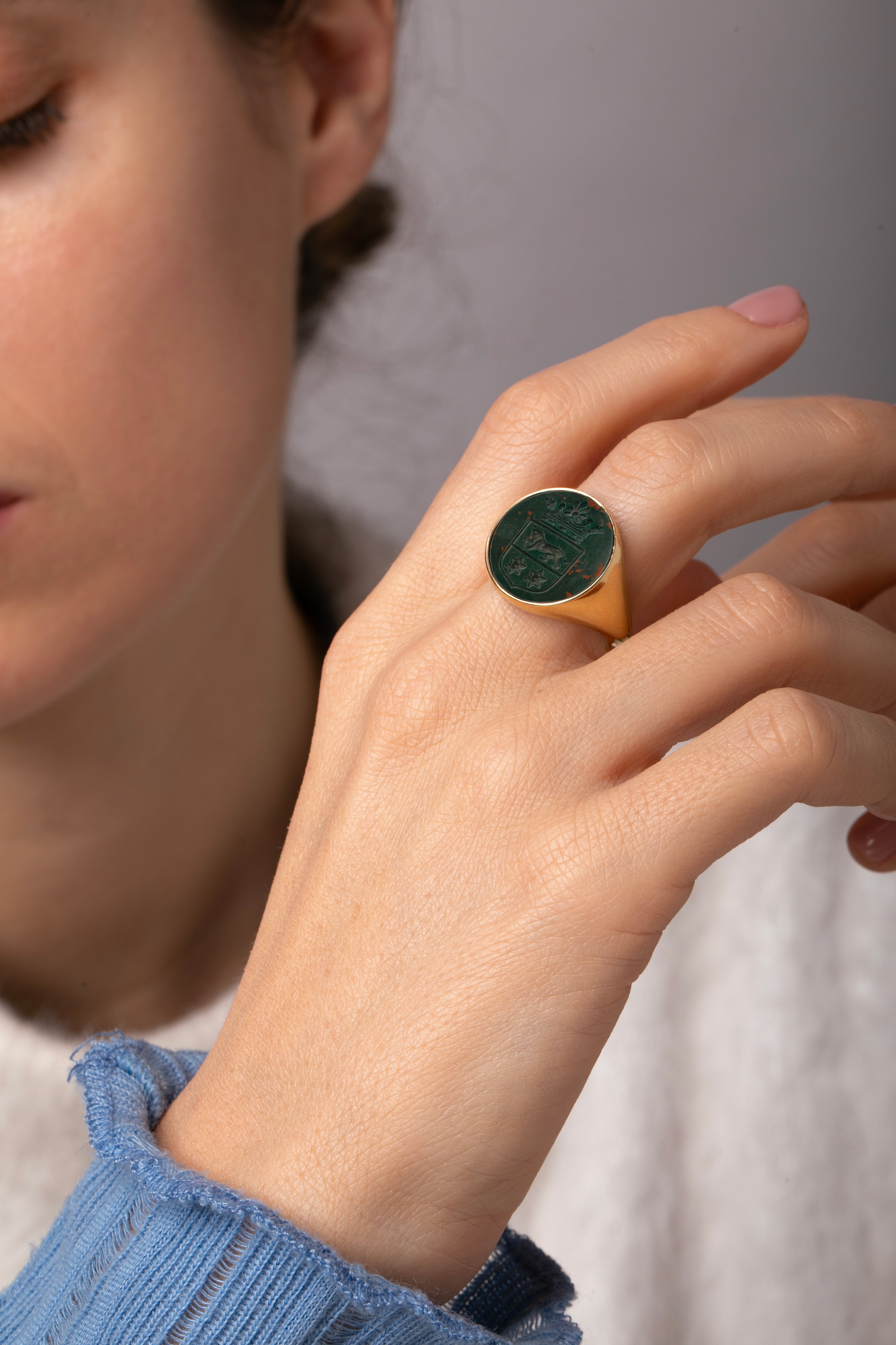 BLOODSTONE FAMILY CREST RING