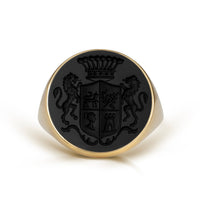 ONYX FAMILY CREST RING