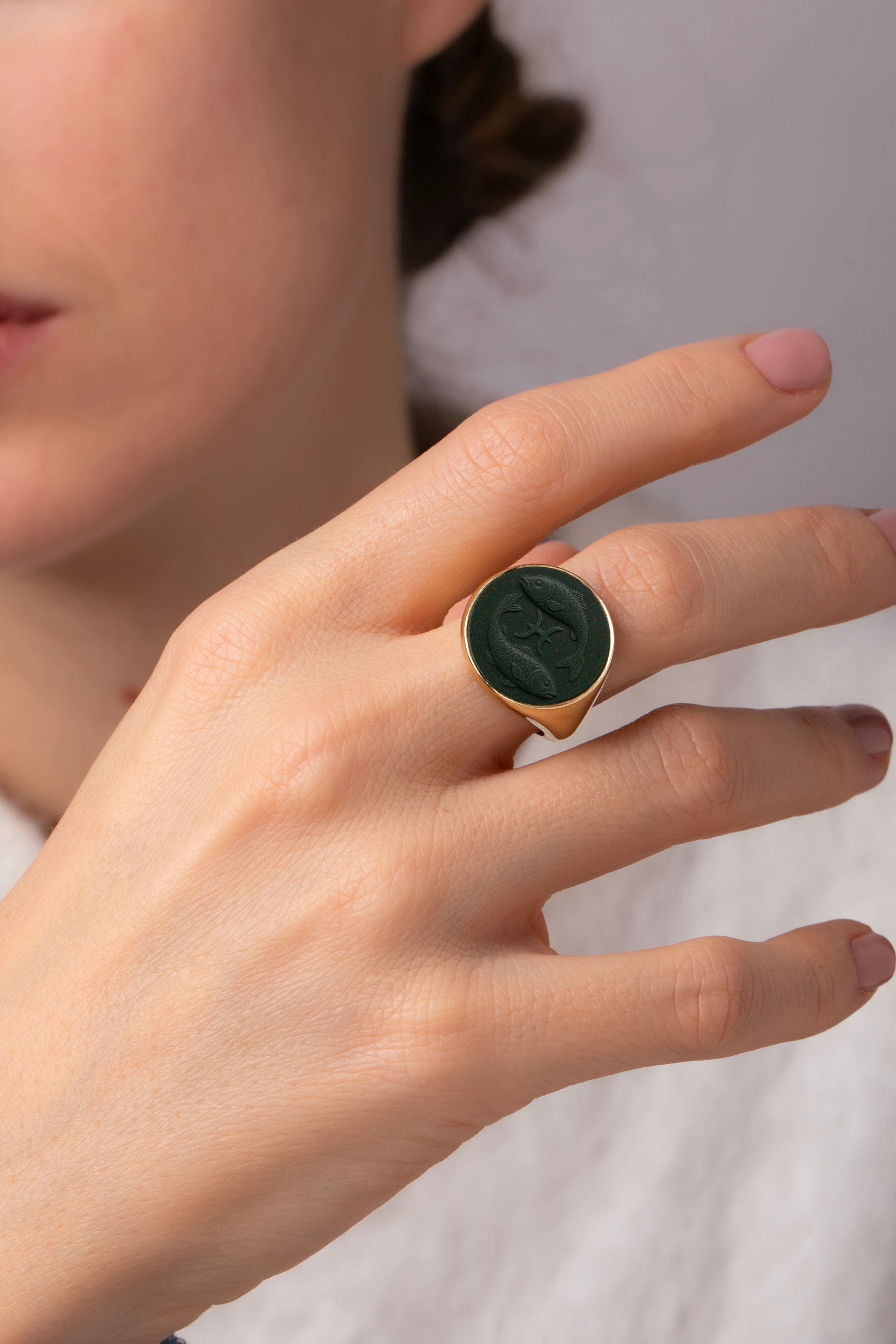 BLOODSTONE PISCES RING